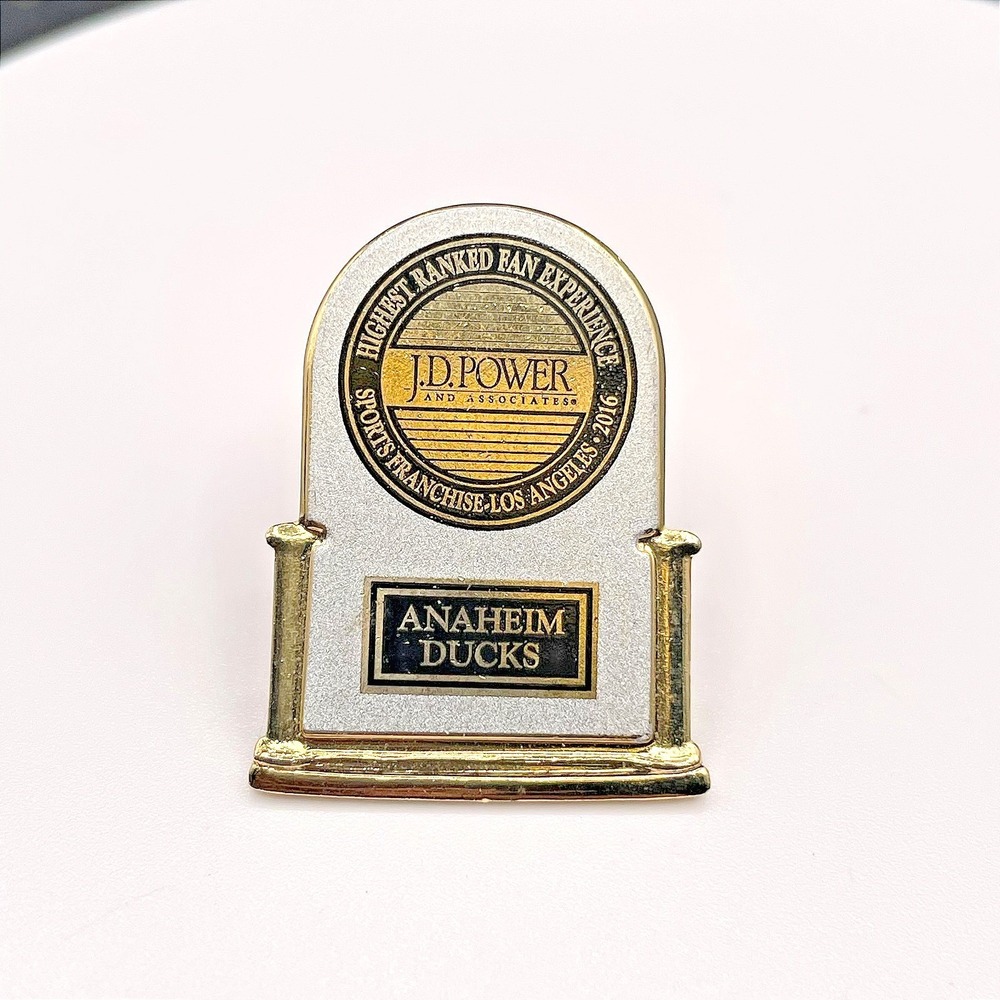 Vintage Anaheim Ducks 2016 J.D. Power Highest‎ Ranked Fan Experience Pin
